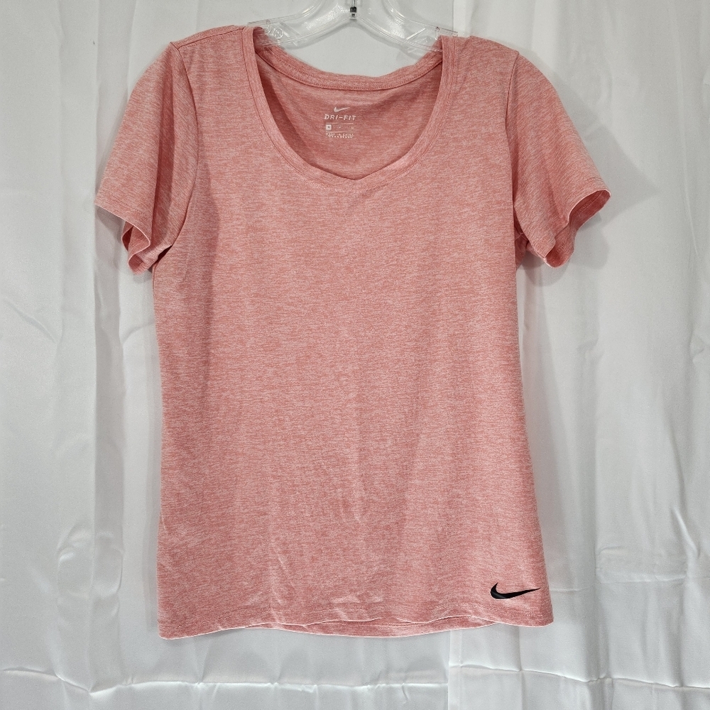 Nike Size Medium Pink/orange Short Sleeve Tee Size